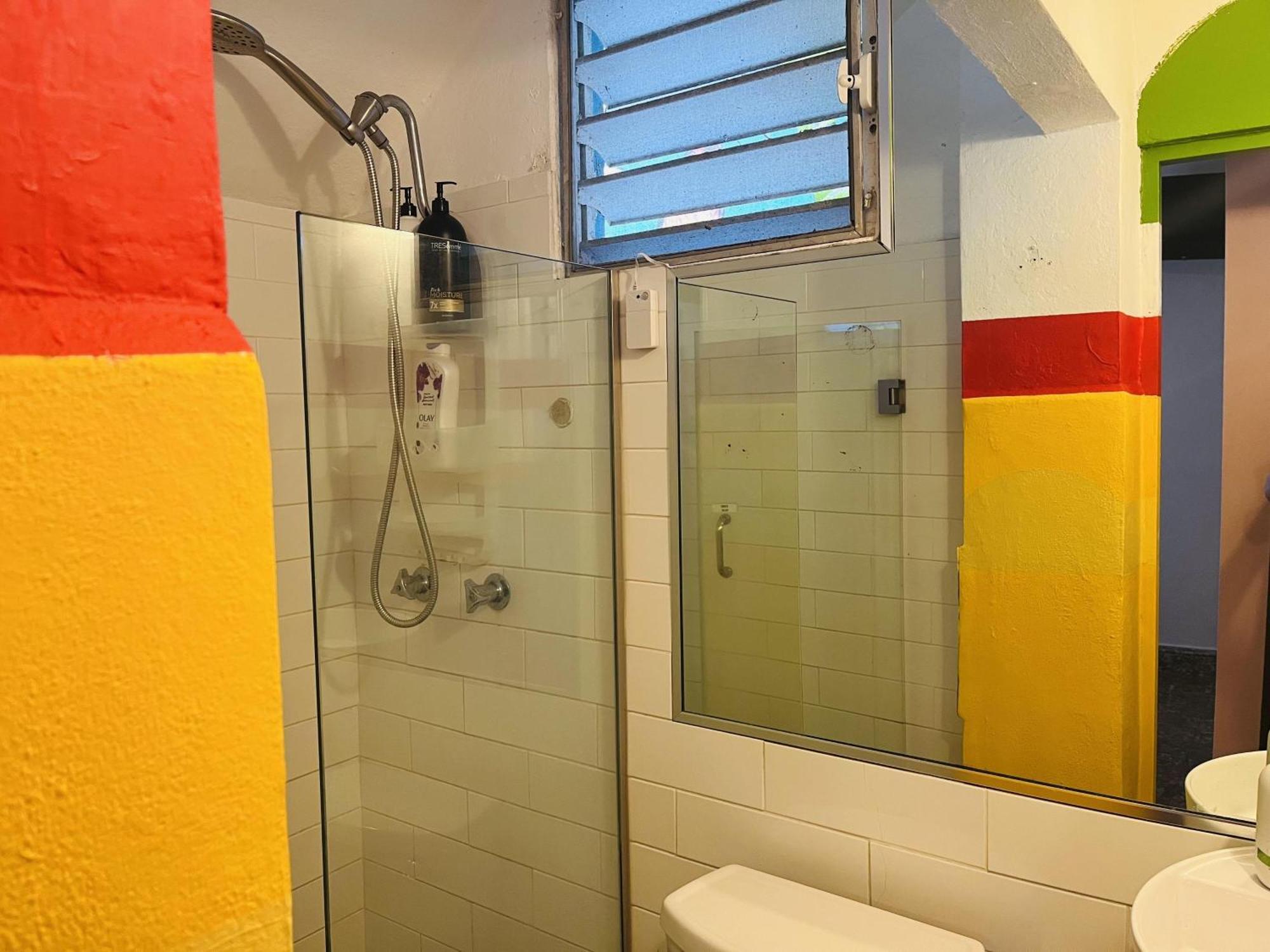 Lower Price, More Style, Discount Studio In San Juan,Pr, Beach, Free Bikes (Adults Only) Сан-Хуан Екстер'єр фото